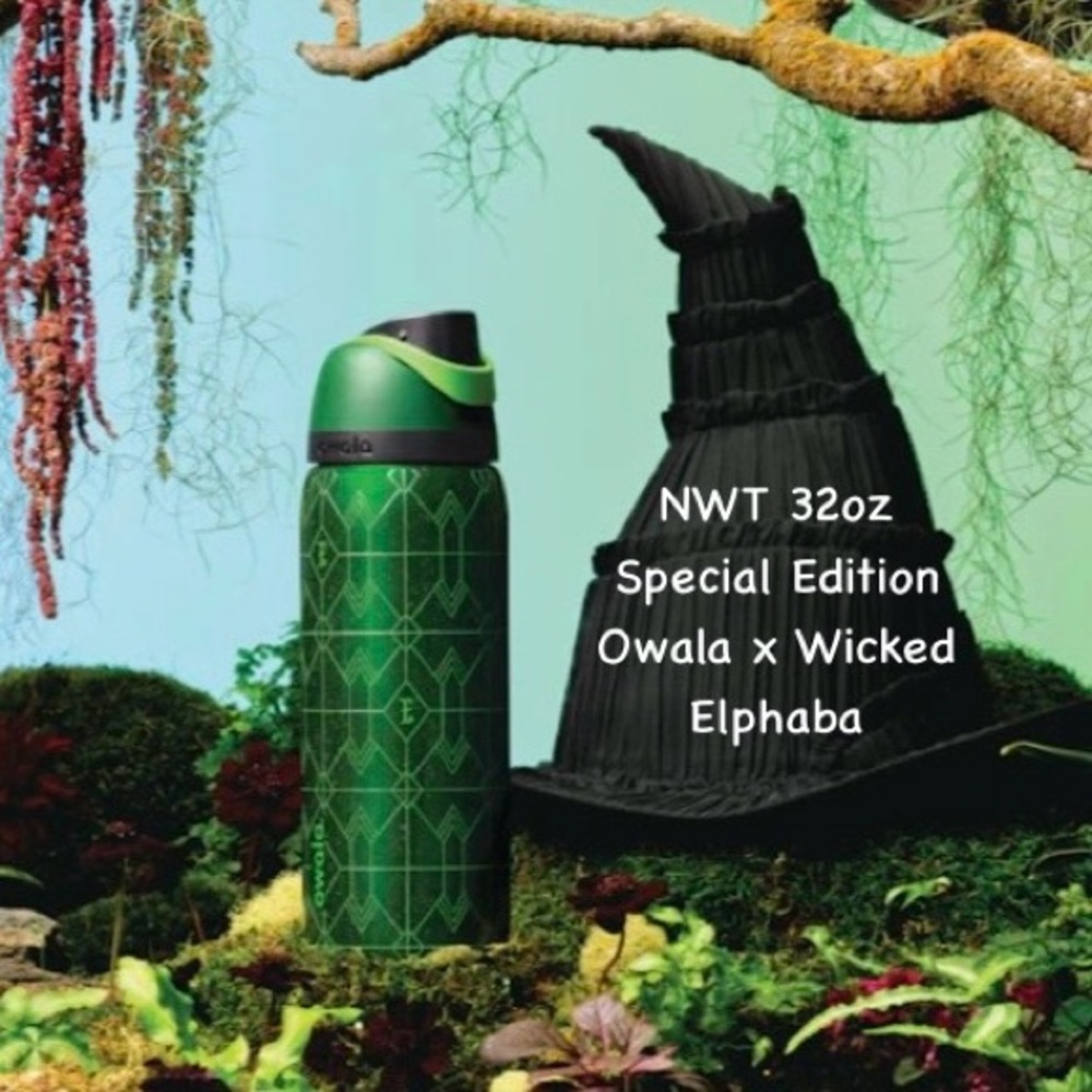 NWT 32oz Special Edition Owala x Wicked Freesip Bottle
